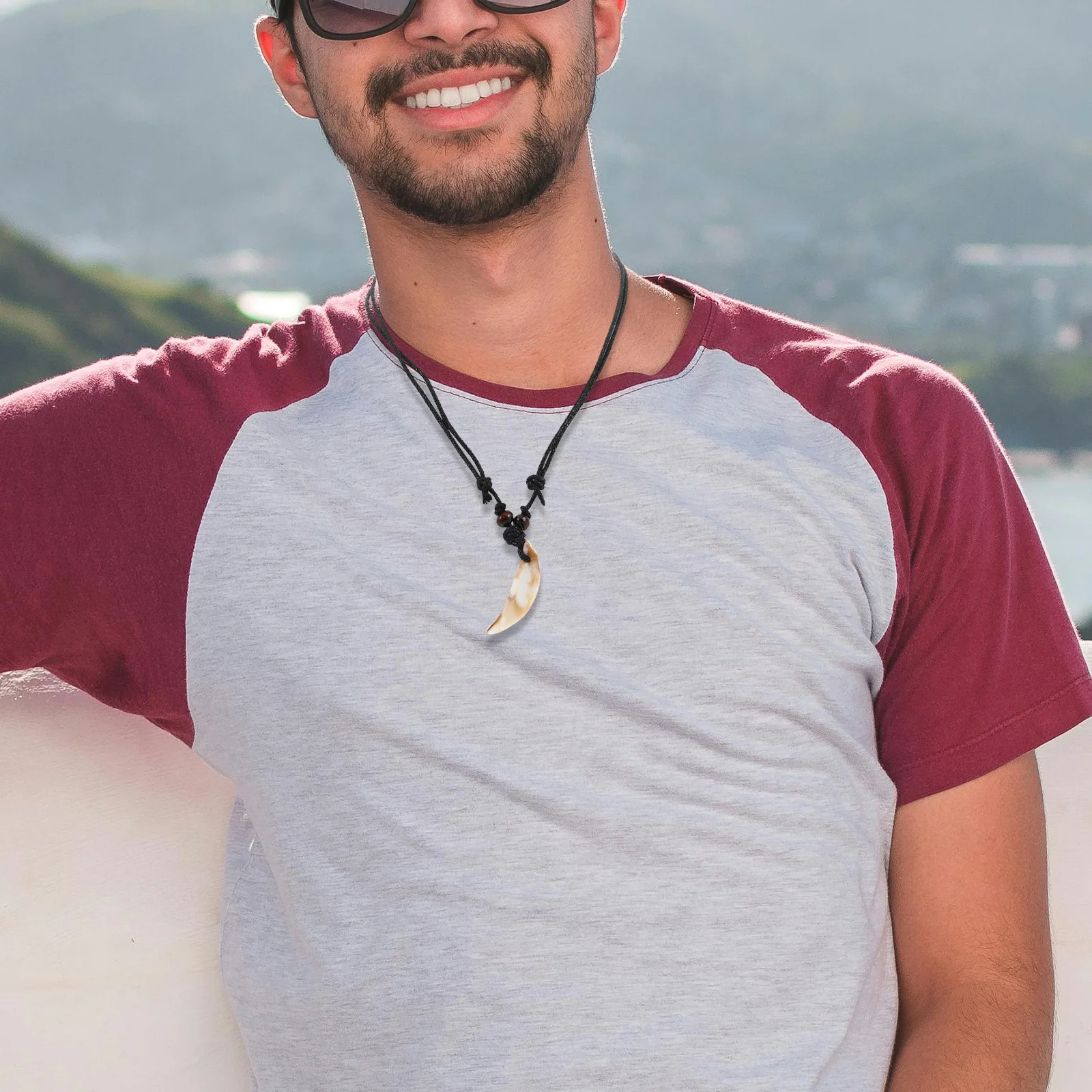 

Unique Acrylic Tooth Necklace for Men Women Vintage Tribal Pendant Jewelry Retro Faux Tooth Charm Adjustable Beaded Choker Gift