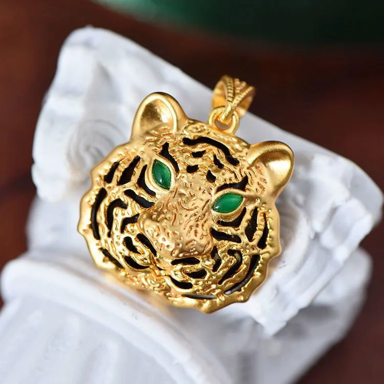 Collier de luxe rétro pour hommes et femmes, méthode ancienne majestueuse et dominatrice, année du zodiaque du tigre, chaîne de sweat-shirt