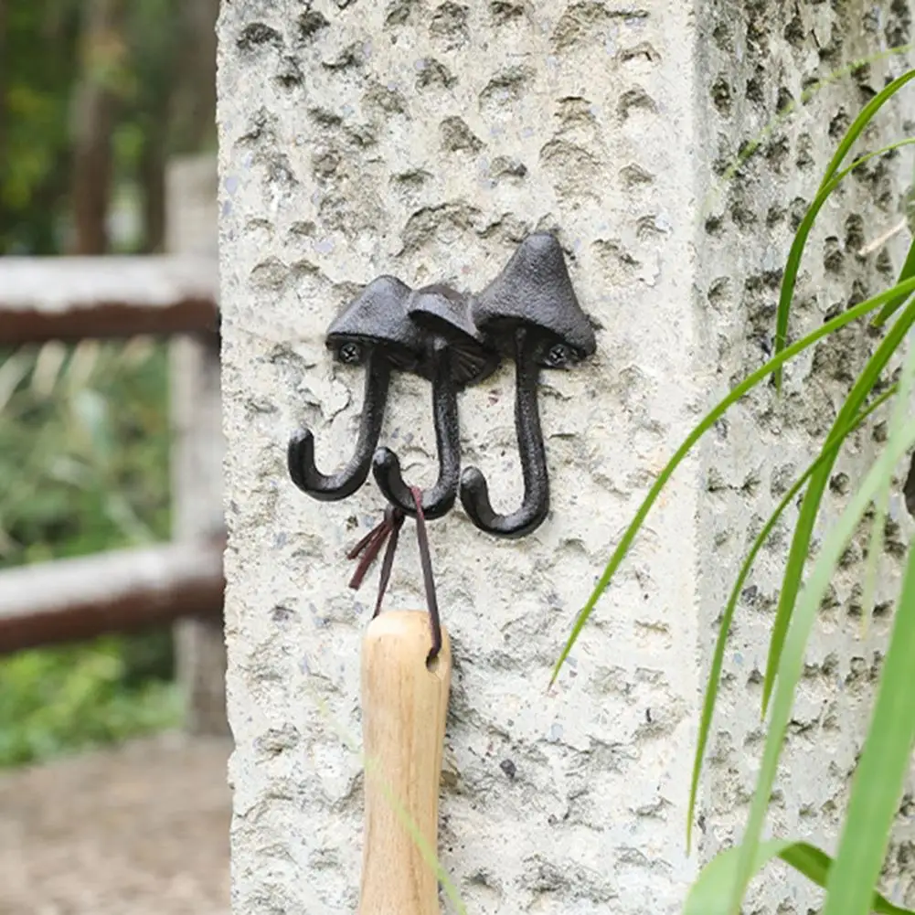 Garden Wall Hooks Mushroom Wall Hook Cast Iron Toadstool Hanger Decorative Coat Towel Hook Indoor Outdoor Garden Patio Bathroom