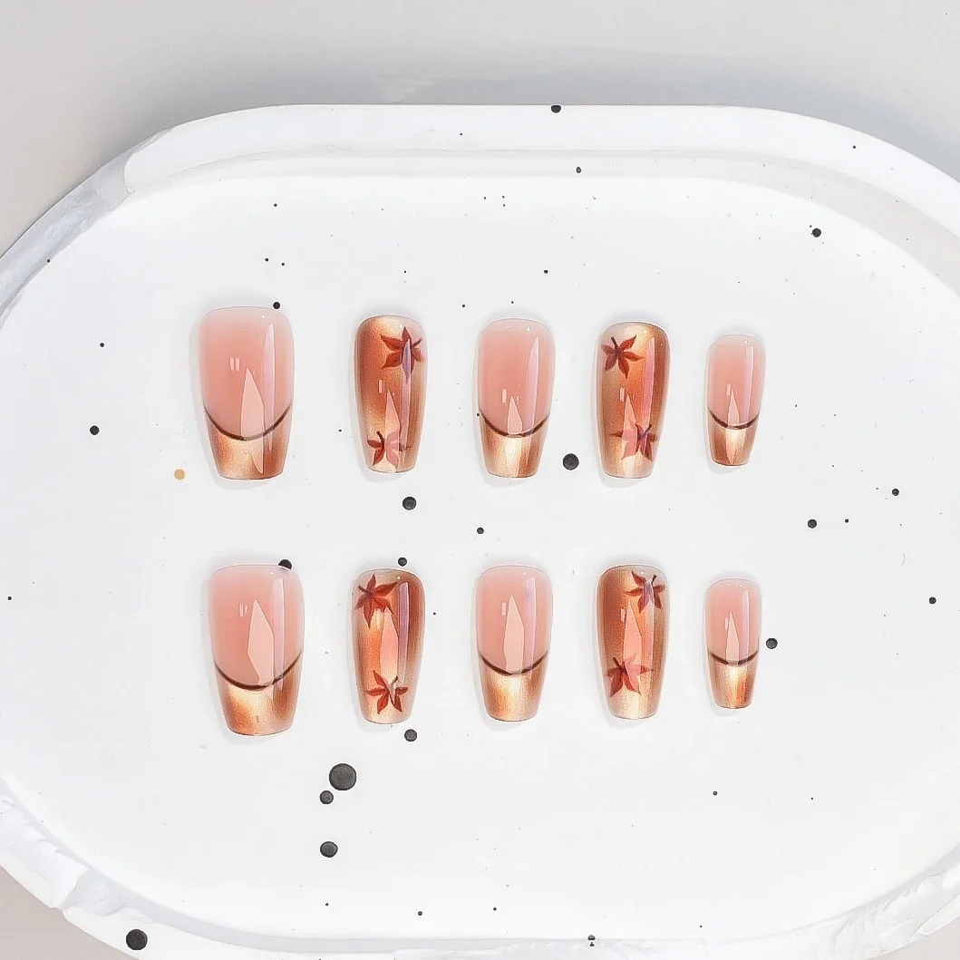 

10pcs Mid Square Press On False Nails Brown Maple Leaf Fake Nails Art Simple Reusable Finished Full Cover Nails Tips