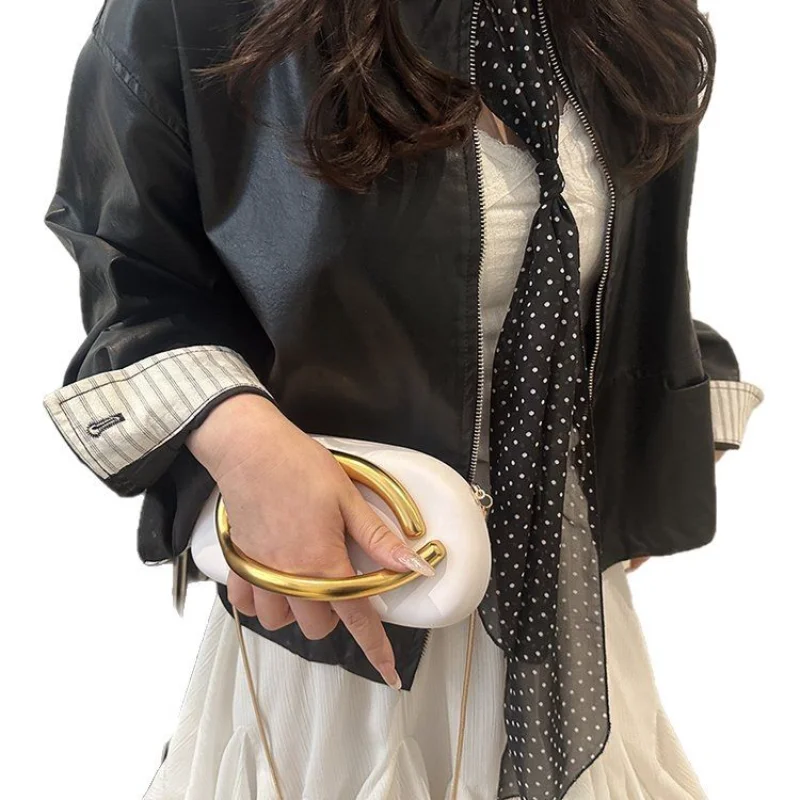 2025 Luxury Evening Clutch for Women Designer Wristlet with Chain Strap & Rhinestone Details Gala Party Bag