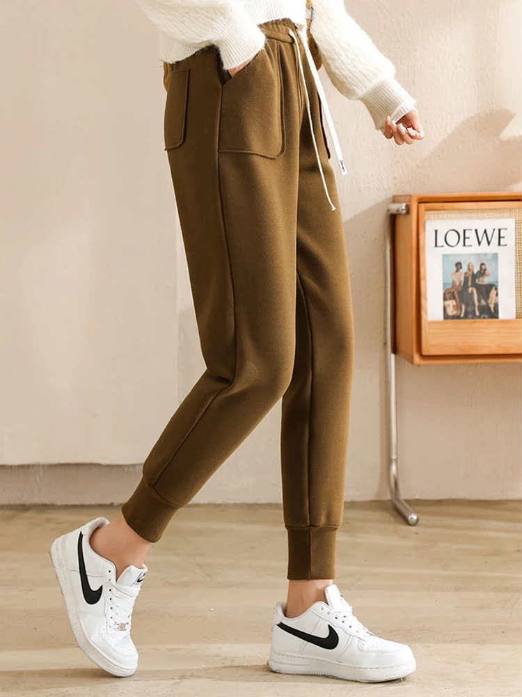 Pantalones Cargo ajustados de tubo recto para mujer, ropa de trabajo informal de pierna ancha, pantalones gruesos de felpa, otoño e invierno, 2023