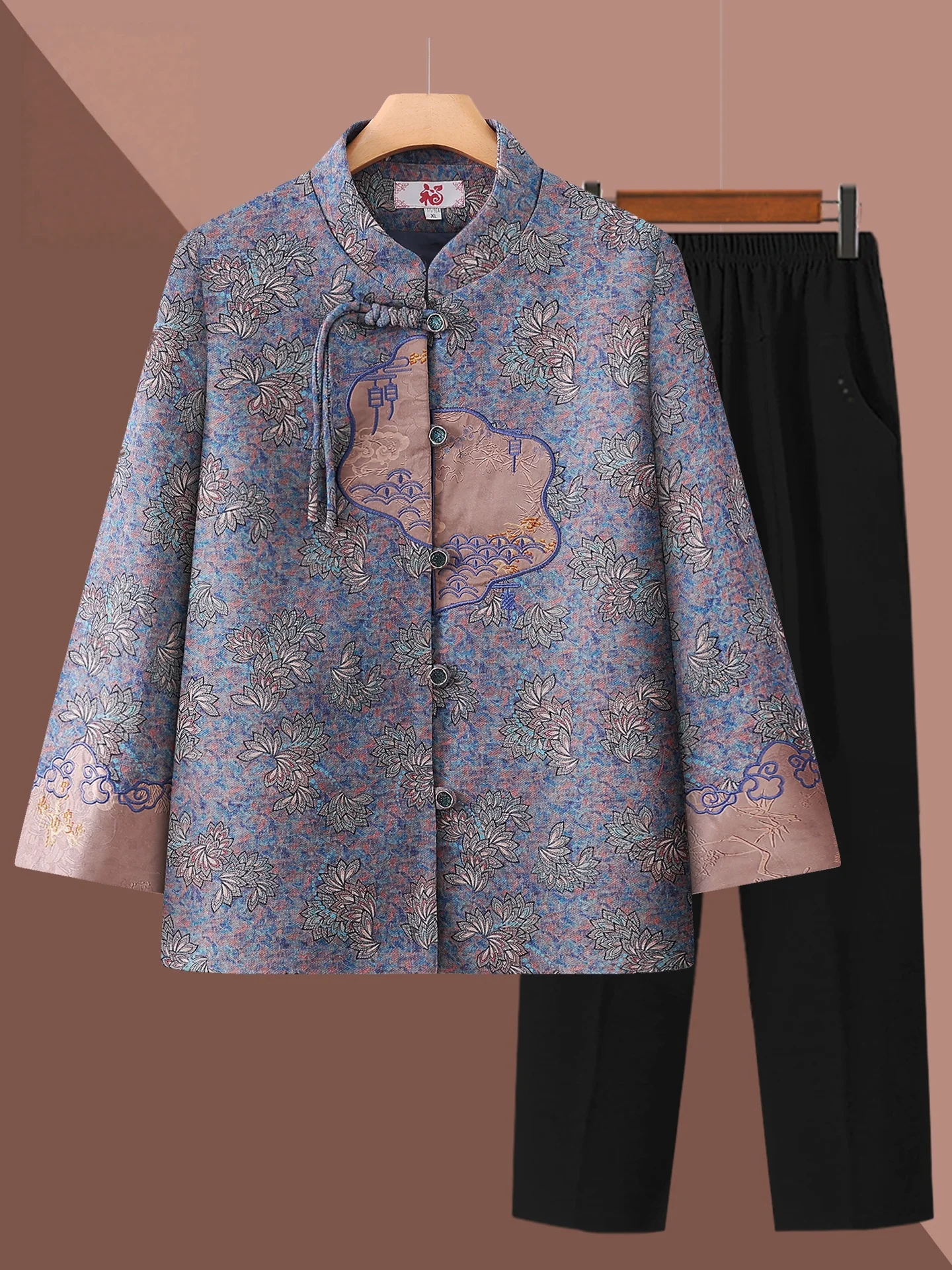 

Autumn Outerwear for Elderly Women Fleece Lined Traditional Chinese Style Cotton Short Coat Warm And Comfortable for Ages 70 ...