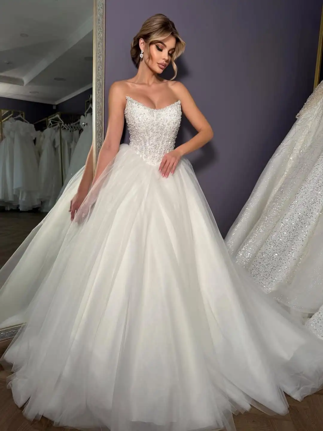 

Popular Scoop Neckline Beaded Sequined Custom Made Bridal Grown A Line Wedding Dresses CUstom Made 2026 Rode De Morrie