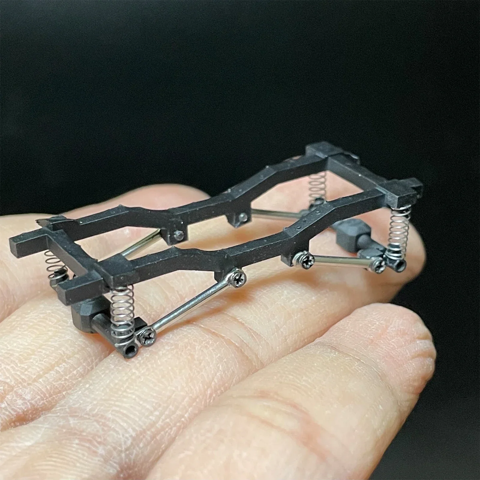 New Diorama 1/64 Shock Absorber Frame Model Car Accessories for Hot Wheel Jeep Truck model classic toys upgrade accessories