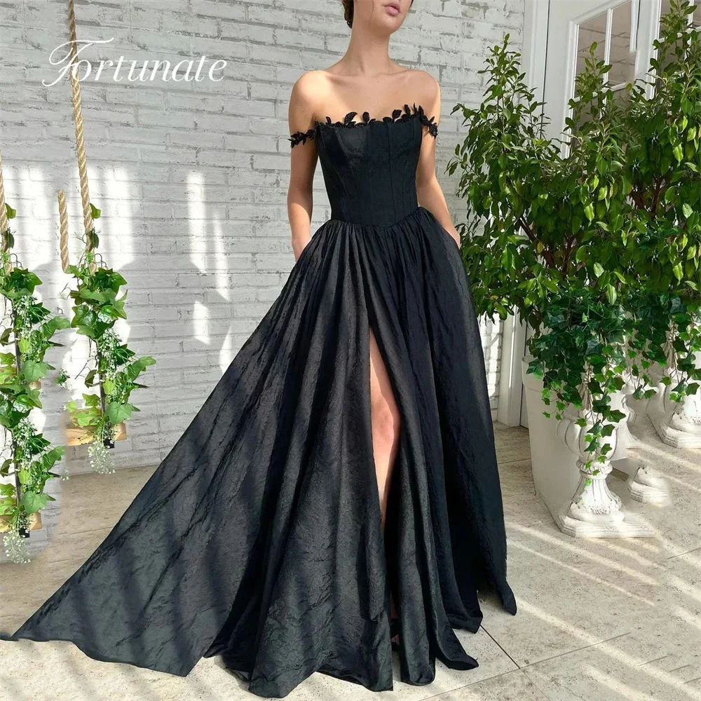 Customized Black Elegant Lace Appliques Off The Shoulder Evening Dress High Side Slit A-Line Boat Neck Spaghetti Strap Prom Gown