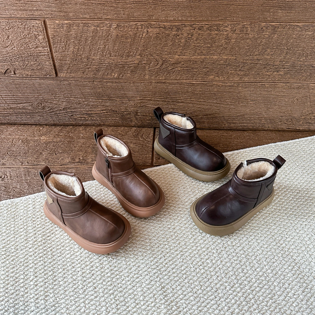 أحذية ثلج للأطفال مصنوعة من الجلد المقاوم للماء بين الوالدين والطفل للأولاد والبنات، أحذية قطنية سميكة دافئة وقطيفة بنعال سميكة