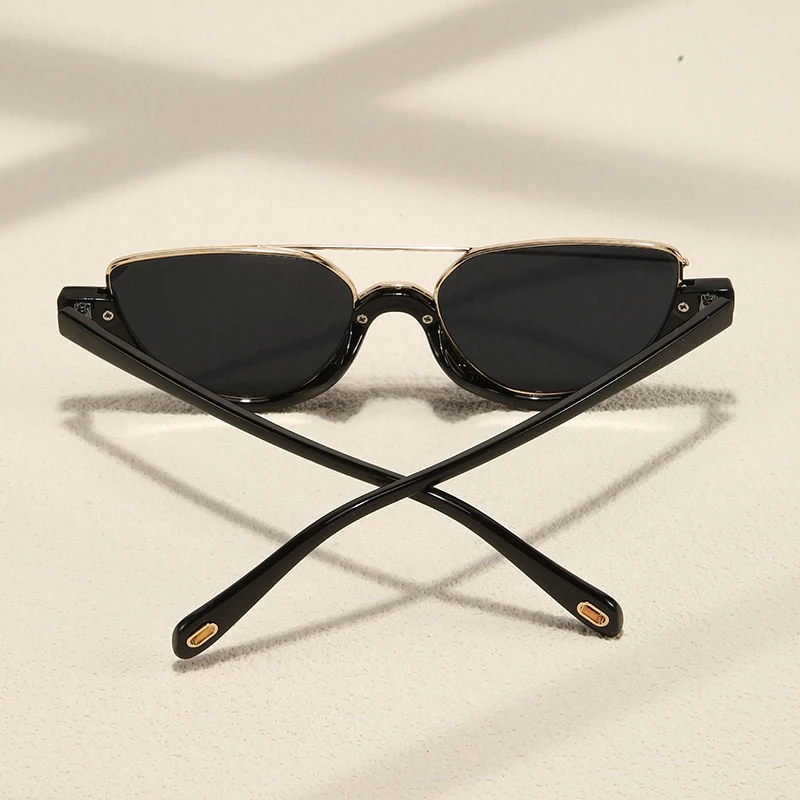 A Pair of Double Beam Half Frame Fashionable and Personalized Cat Eye Glasses Hip-Hop Sunglasses