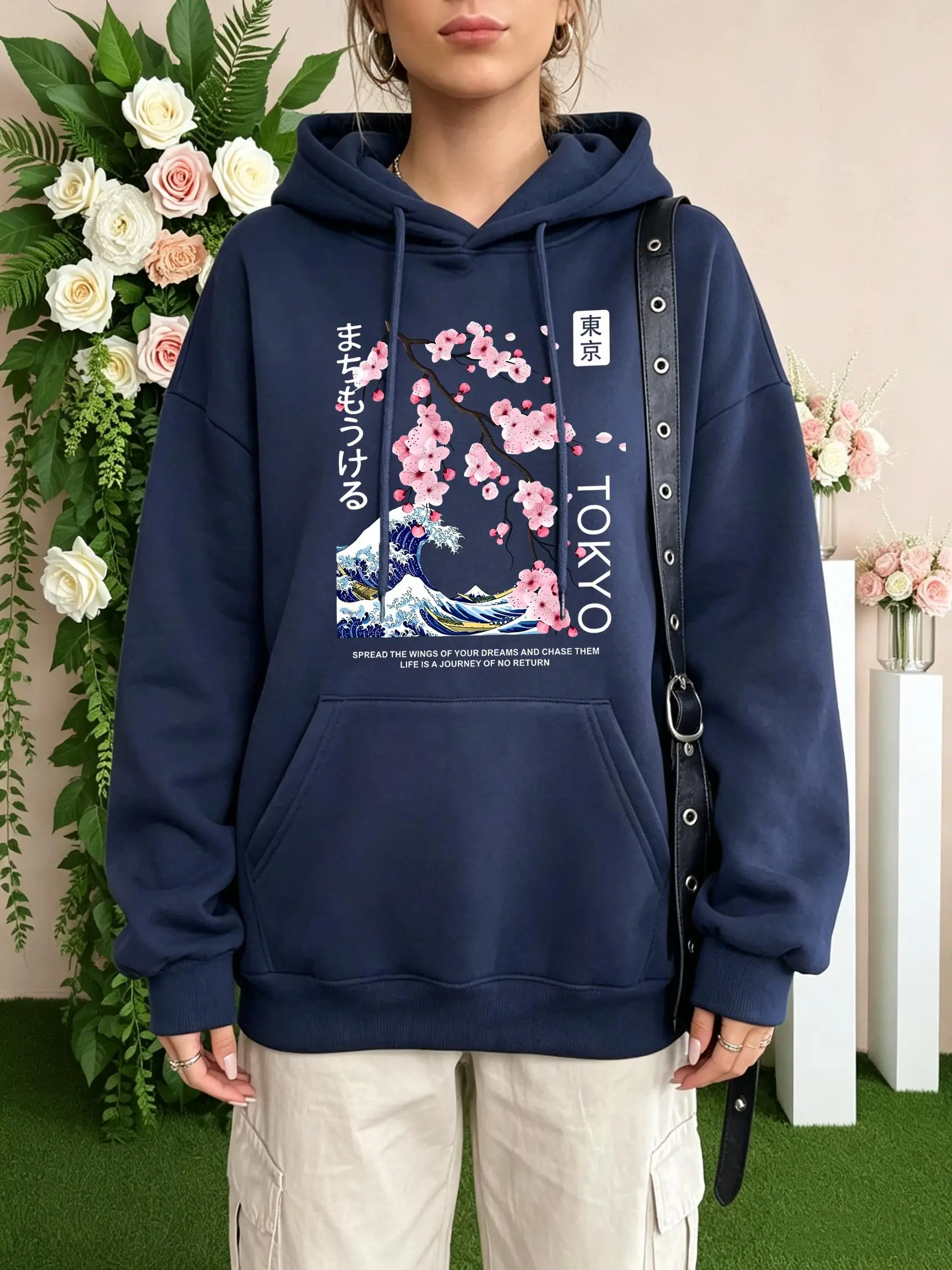 Tokyo Cherry Blossom Wave Prints Hoodies Women Pocket Y2K Autumn Hoody Casual Fleece Streetwear Loose Comfortable Pullover