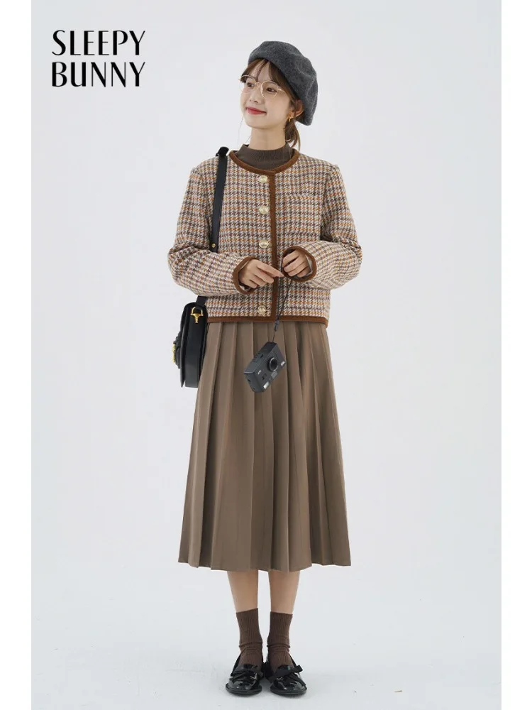 

Vintage Plaid Tweed Jacket Elegant Short Coat for Women Autumn Winter Round Neck Retro Outerwear with Contrast Retro Design