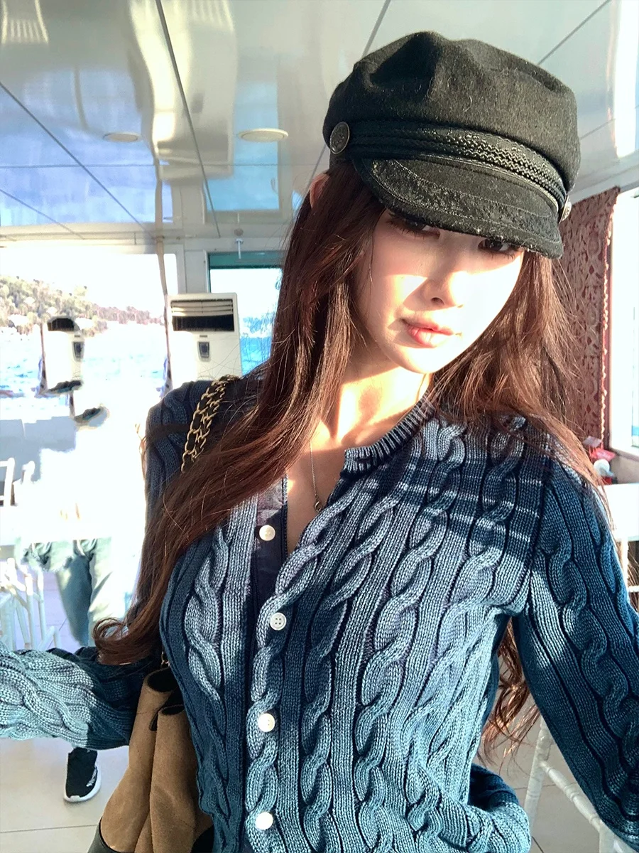 

Синий вязаный кардиган Achi для женщин, приталенный, с круглым вырезом, узором «косы» и одной пуговицей, повседневный, с длинными рукавами