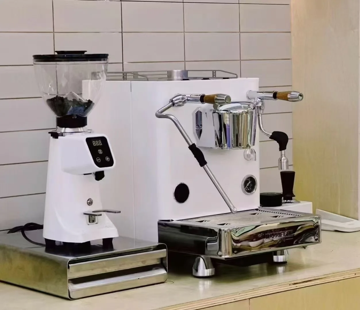 

Home small coffee shops use high-quality factory single set stainless steel boilers, electrically controlled espresso machines