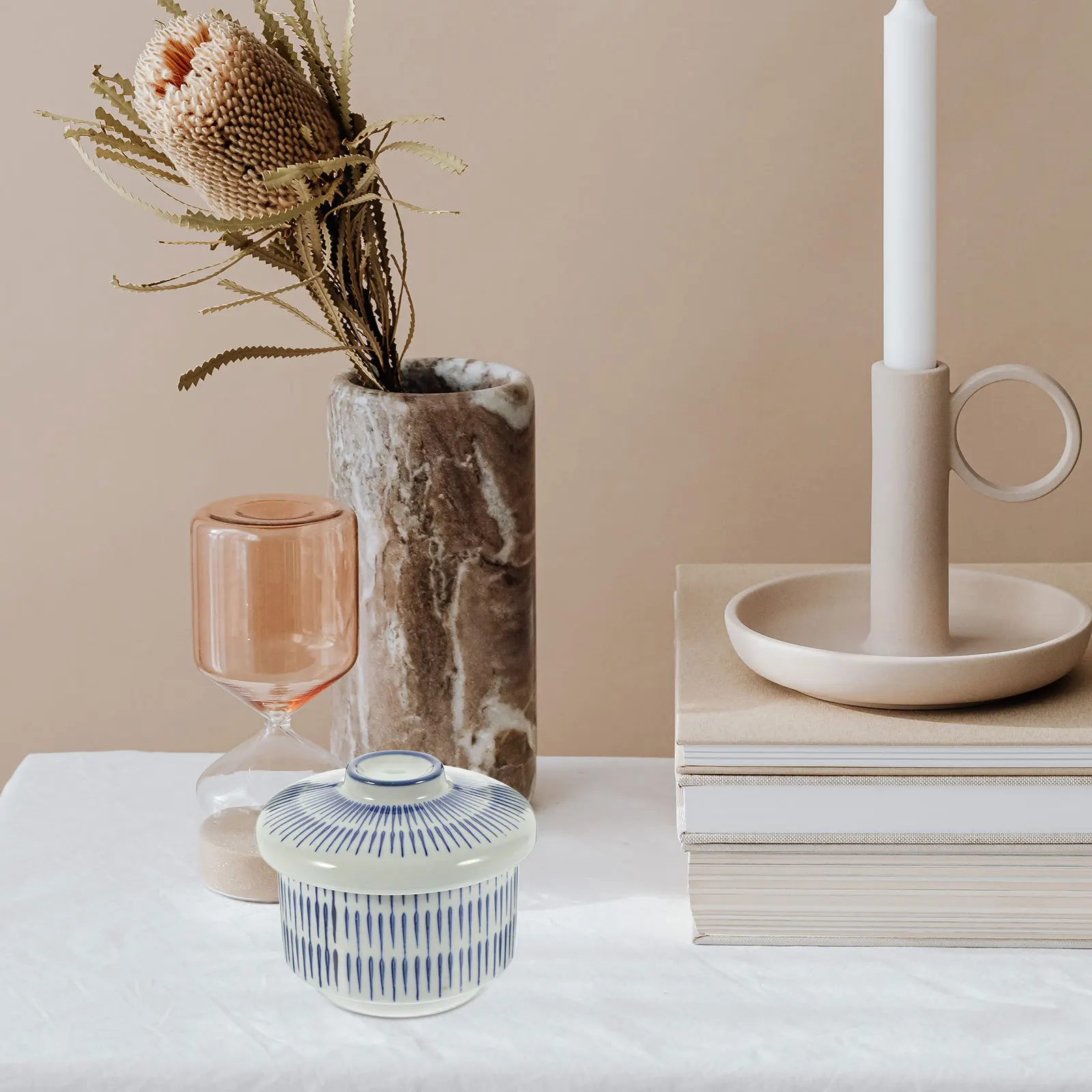 

Mini Japanese Ceramic Soup Bowl Stew Pot Ceramic Bowl with Lid Stable Non-Slip Decorative Dining Table Kitchen Multi-Function