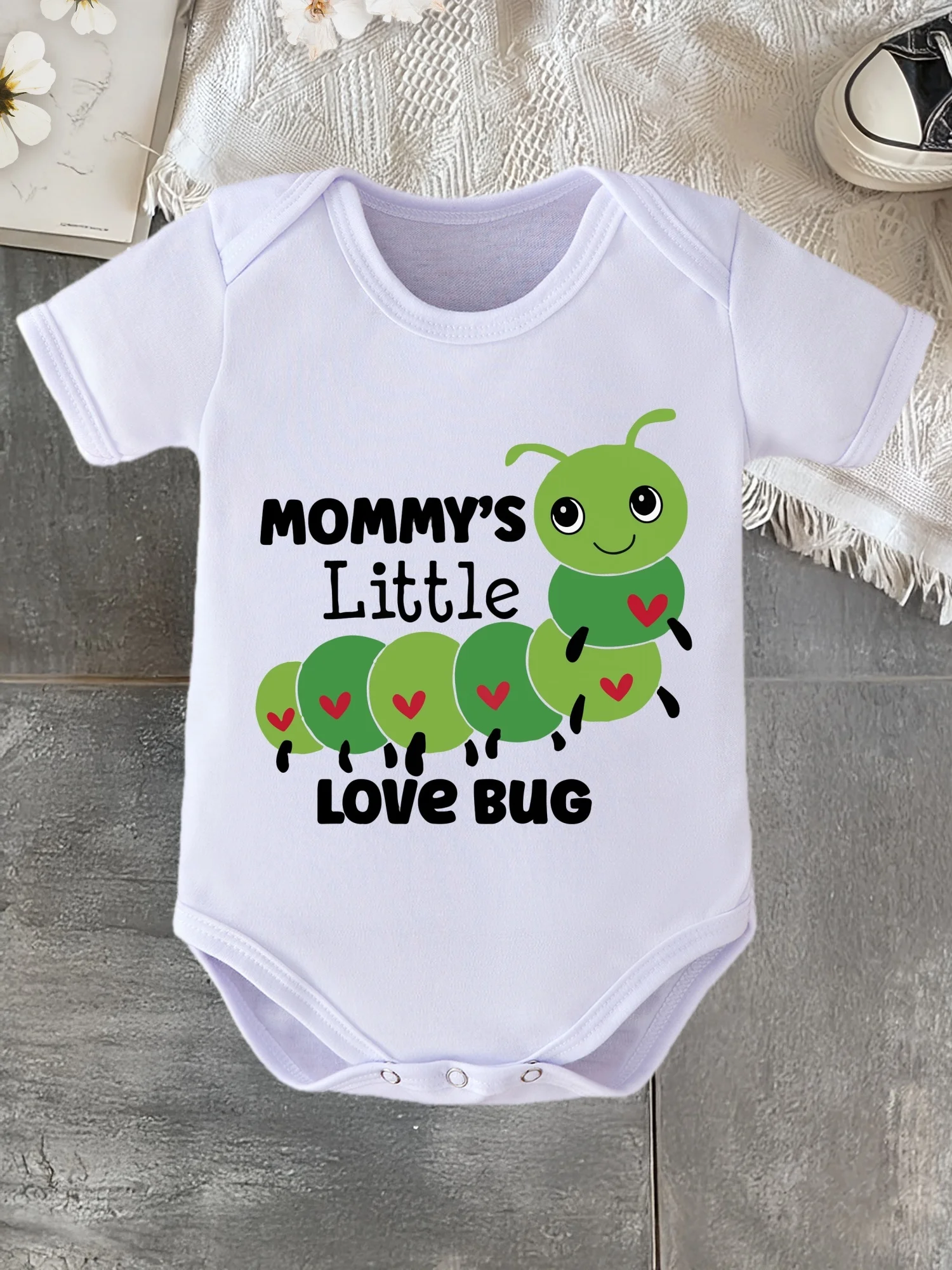 Mommy's Little Love Bug Cute for Letter Print Valentine's Day Baby Romper Newborn Crawling Suit Soft Comfortable Pregnancy Gift