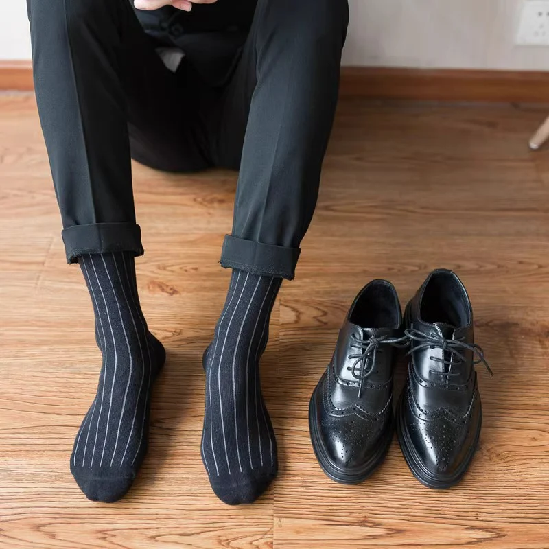 5 Paar Mannen Middelste Buis Sokken Lente Herfst Comfortabele Katoenen Heren Sokken Business Casual Pak Lederen Schoenen Sokken Zwarte Sokken