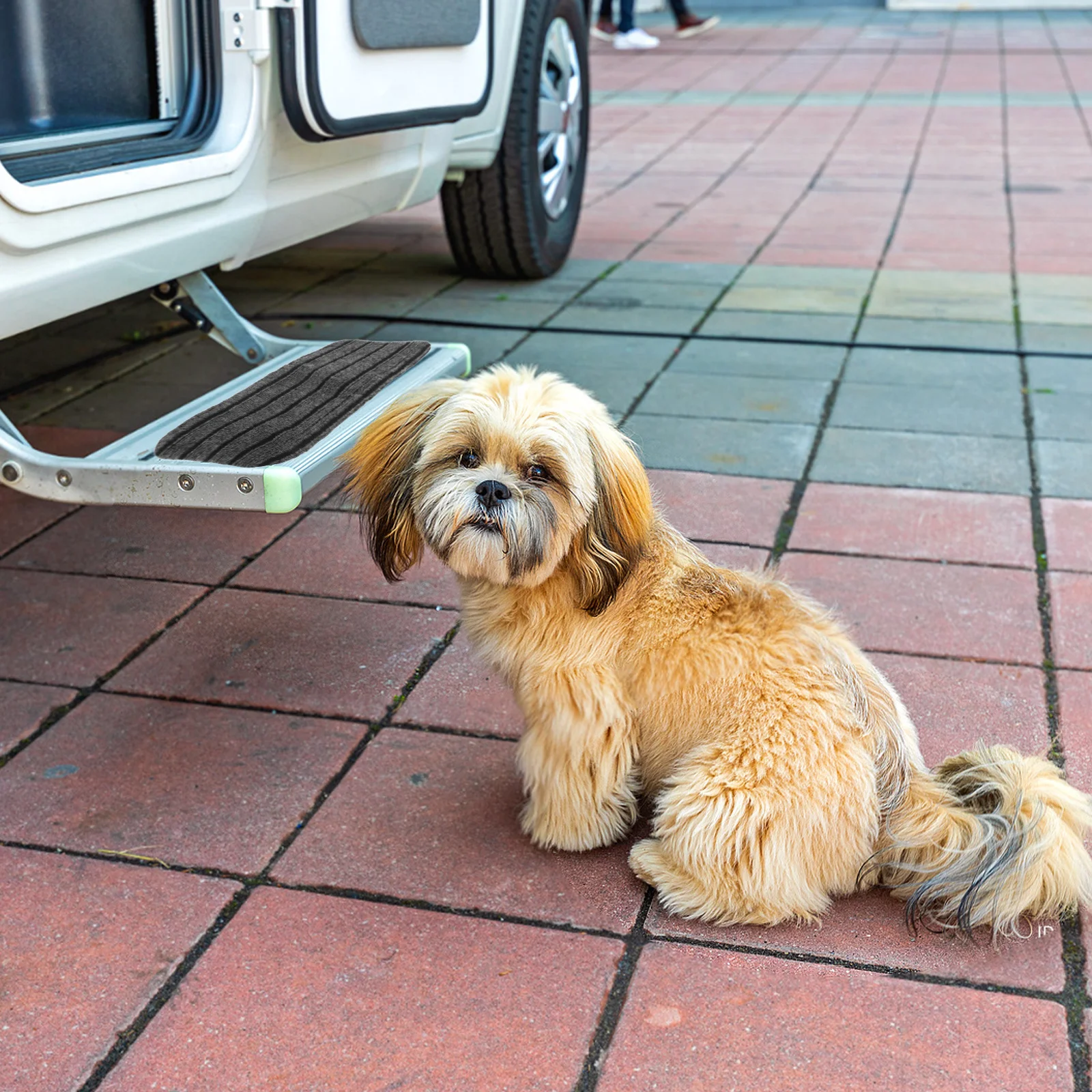 

4Pcs Rv Mats Non-Slip Camper Stair Rug Hook Loop Fastener Travel Trailer Steps Dirt Mud Barrier Durable Outdoor