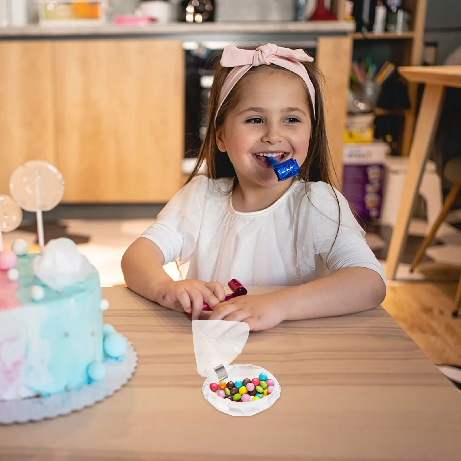 

12Pcs Durable Plastic Candy Boxes Diamond Shape Creative Sugar Storage Container Wedding Party Favor Candy Holder