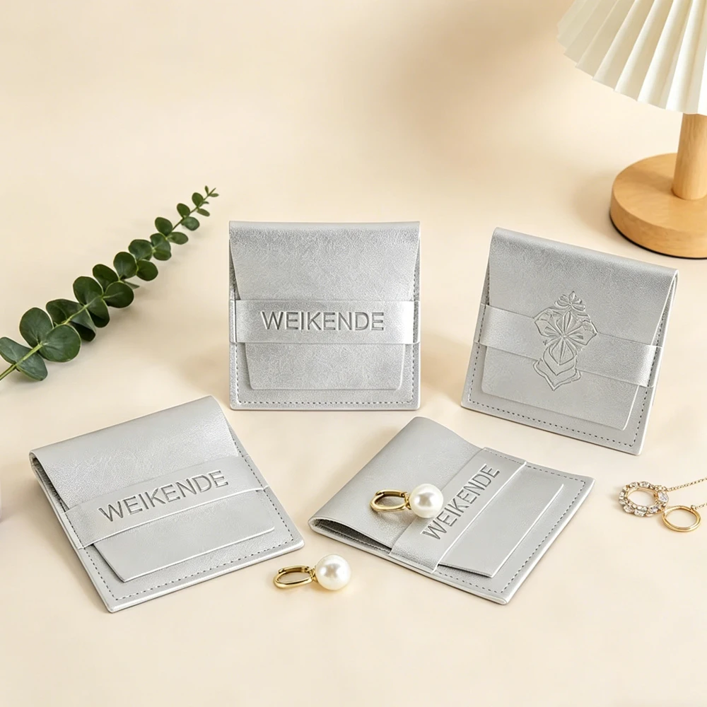

50/100Pcs Custom Logo Silver Leather Jewelry Bag Ring Earring Bracelet Organizer Bags Blusher Eye Shadow Cosmetic Candy Pouch