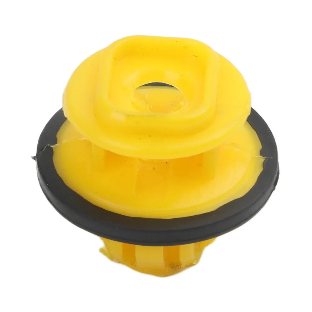 Practical Car Accessory Car Light Accessory A0009917400 Replacement Quick Installation Process For Vehicle Body Panel Fixing