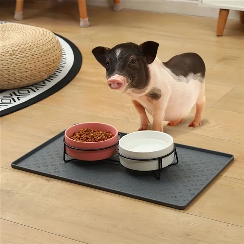 Pet Placemat Nonspill Easy To Clean Foldable Cat And Dog Feeding Mat Silicone Non-slip Waterproof Pet Mat
