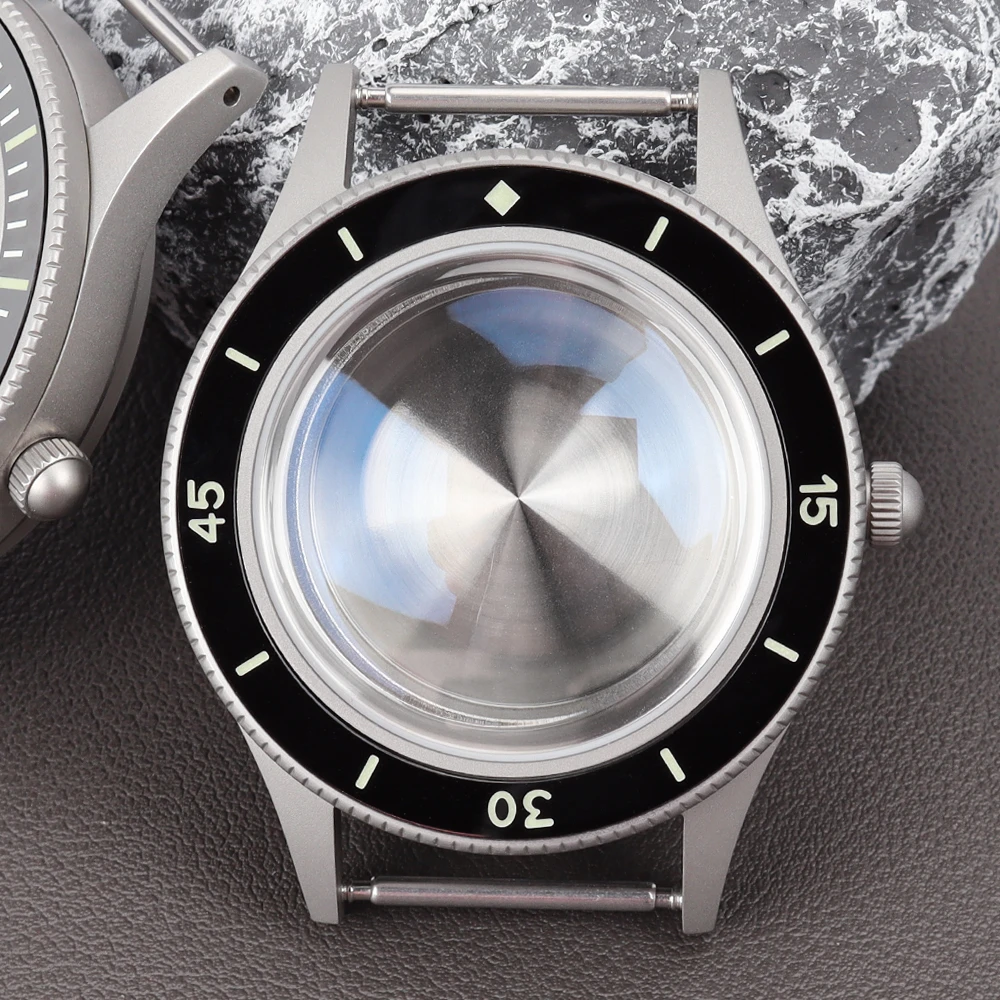 

40MM retro watch case Featuring Double-Layer Coated AR Sapphire Glass Luminous bezel For NH34 NH35 NH36 NH38 NH70 Movement 20atm