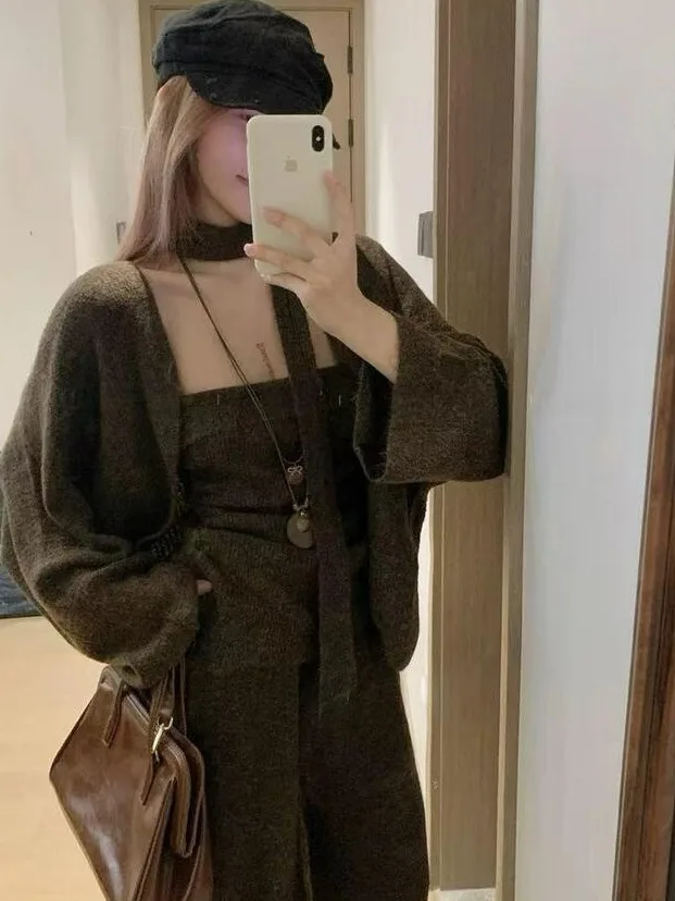 Setelan Sweater Overcoat Ele Loose Faion Wanita dengan Atasan Tube Top, Celana Kasual, dan Kaos, Cocok untuk Musim Gugur untuk Dewasa