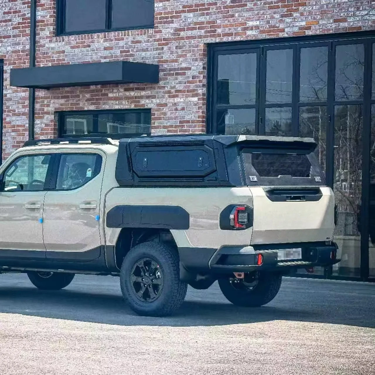 

Waterproof Aluminum 4wd Truck Canopy Topper for Tasman