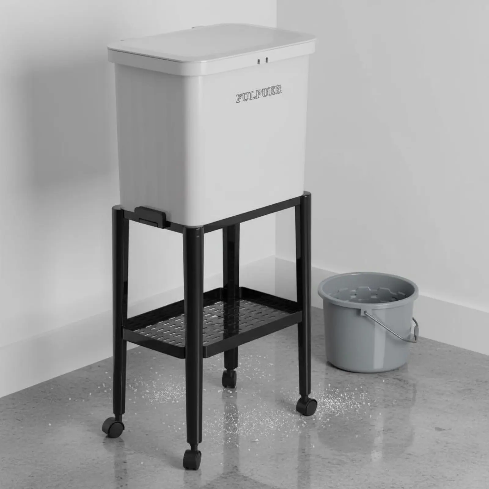 

Mobile Garbage Can with Shelf No-Bend Design Tall Trash Can with Stand Rolling Kitchen Compost Container Easy to Clean