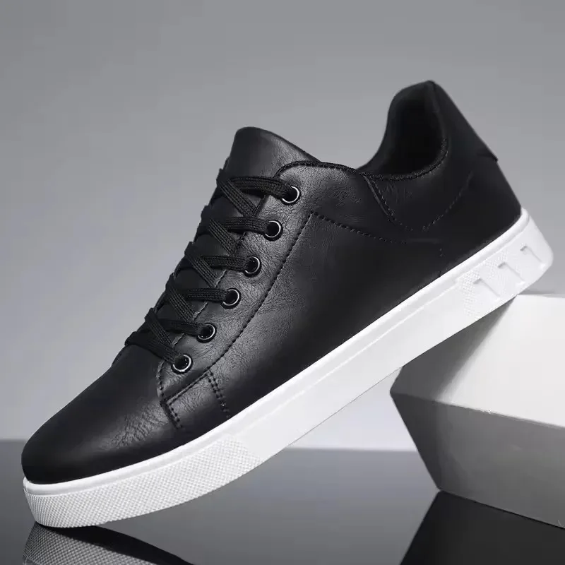 Fashion Men Brown Leather Casual Sneakers Round Toe Lace-Up Design White Flat Sole Wear-Resistant Outdoor Walking Shoes Classic