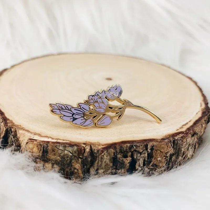 Beautiful Lavender Enamel Pin Flower Metal Badge Floral Brooch for Gifts Jewelry Accessories