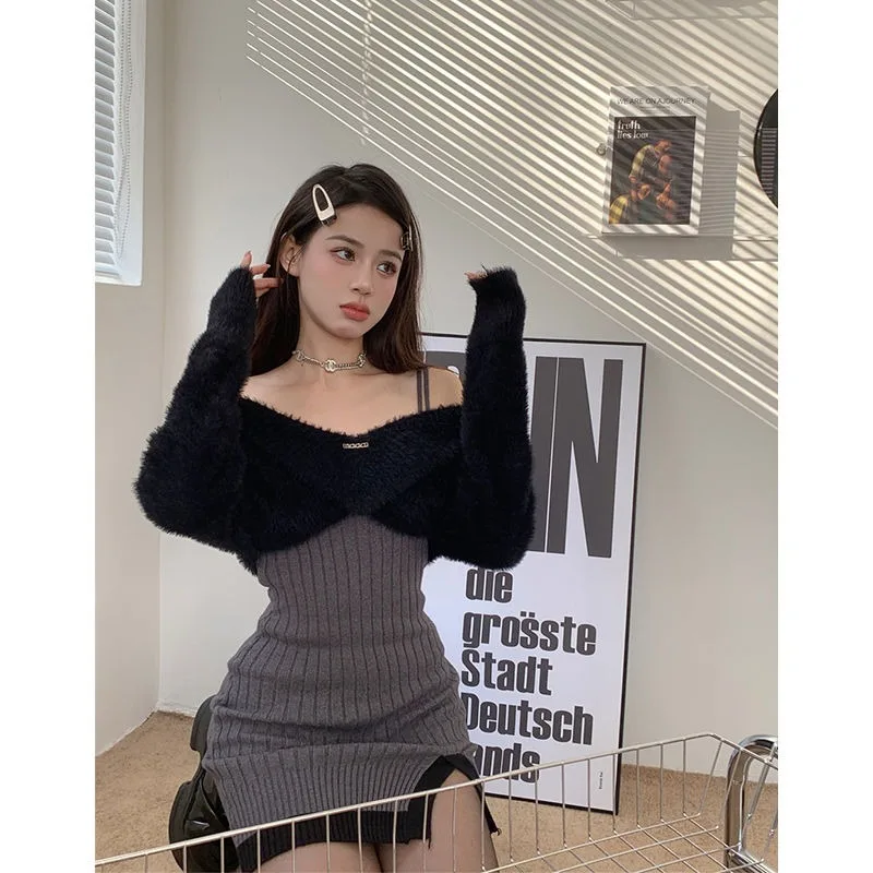 Spicy Girl Suspender Hip Wrap Dress Black Plush Cover Up Two-piece Set Women Fashion V-neck Split Korean Solid Slim Winter Suit