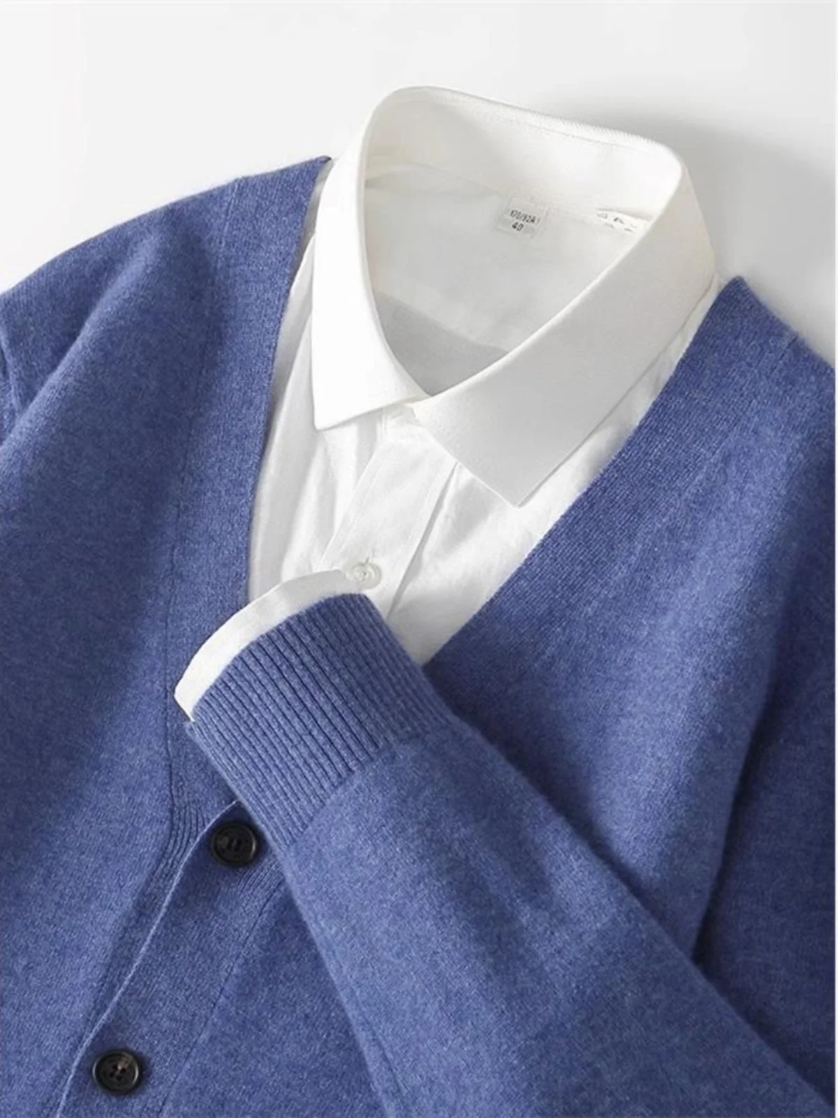 

Мужской вязаный кардиган из чистой шерсти с V-образным вырезом, весна-осень 2025, повседневный деловой стиль, большие размеры, модная универсальная верхняя одежда