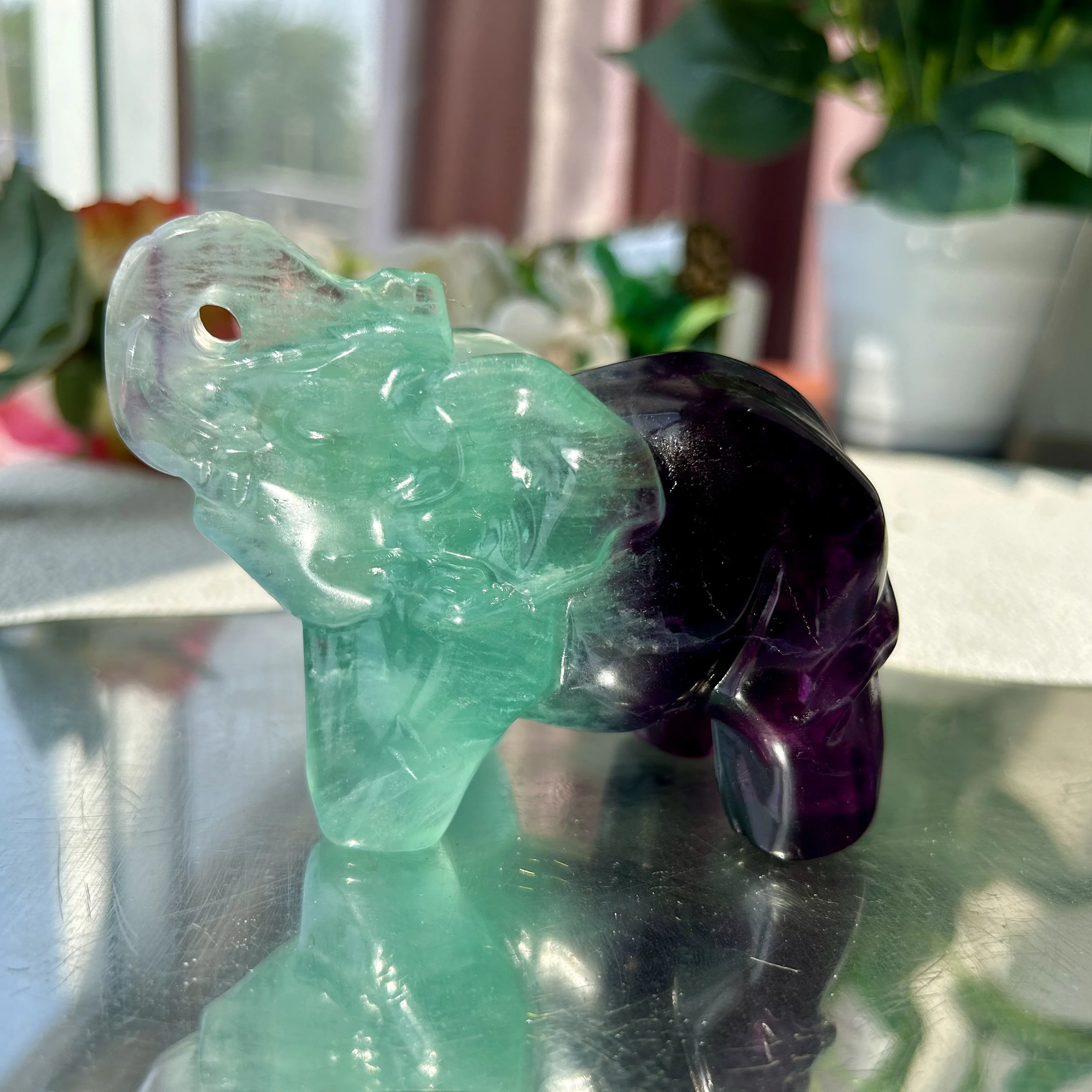 

Natural Rainbow Hand-carved Fluorite Elephant Carving Reiki Crystal Healing Animal Figurine Home Decor 1th 440g