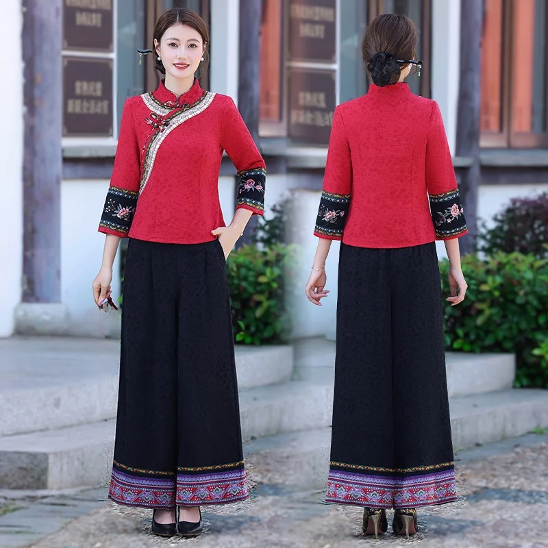 

Новый осенне-зимний комплект 2026 года: хлопково-льняной костюм больших размеров в китайском национальном стиле, с эффектом похудения, из двух предметов, с широкими брюками