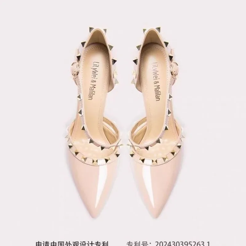 صنادل نسائية صيفية جديدة موديل 2025 بكعب عاري مثير بمقدمة مدببة