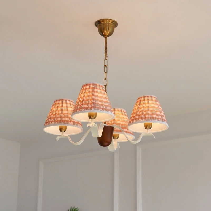 Lampadario da camera da letto studio retrò americano, lampada principale da soggiorno in legno massello con stampa in tessuto di design