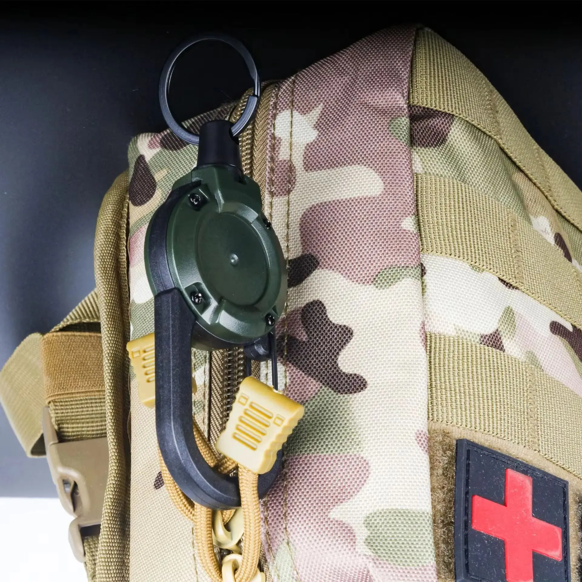 Retractable Heavy Duty Pull Reel Carabiner Strong Steel Wire Rope Buckle Spring Key Ring Outdoor Sporty Attachment Keychain Tool