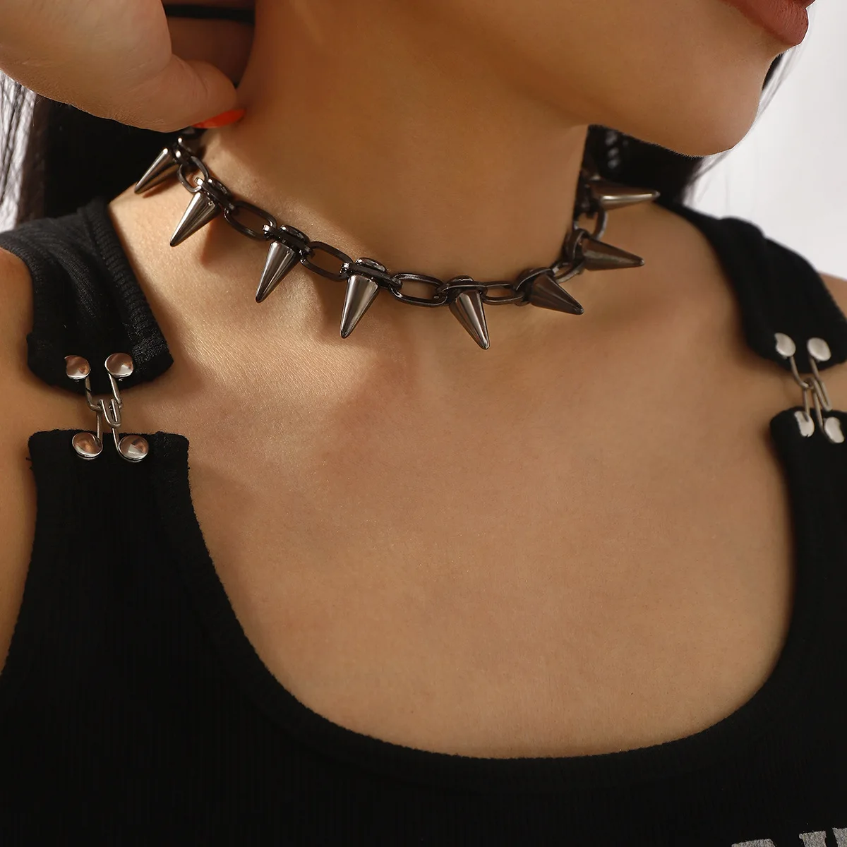 Trend Punk Hip-Hop Rivet Chokers Necklaces For Women Men Clavicle Chain with Exaggerated Spikes Edgy Street Style Neck Jewelry