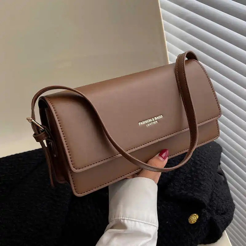 

Fashion Letter Crossbody Bag For Women 2025 New Casual Buckle Shoulder Bags High-end Versatile Commuting Small Square Pack