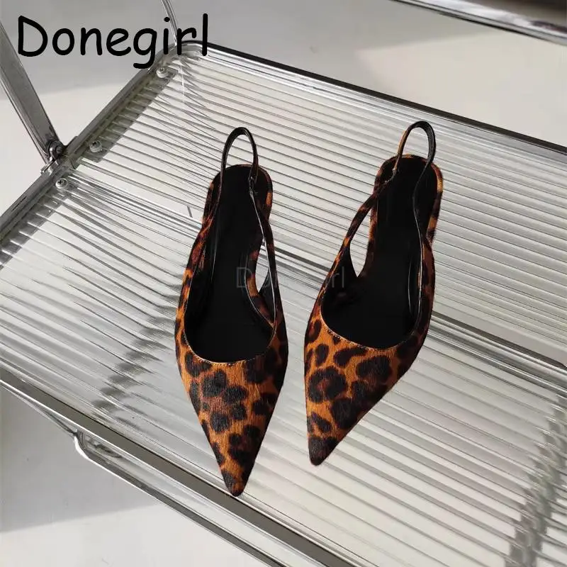 Doneirl 2024 nuove donne estate moda crine di cavallo affilato a punta sandali con tacco basso eleganti scarpe con stampa leopardata femminile Chic