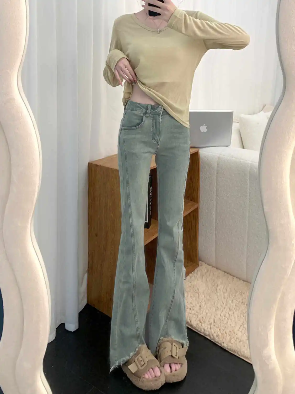 

Рваные джинсы, женские брюки, офисная работа, деловая официальная женская одежда, джинсовая мода, удобные, элегантные, шикарные, базовые, простые