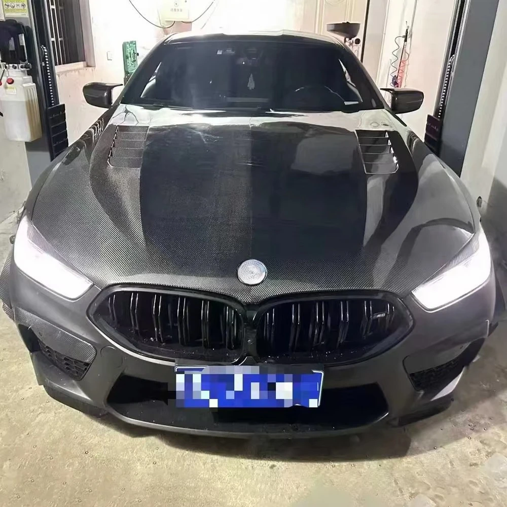 Wet Carbon Fiber V Style Engine Hood Engine Bonnet for M8 Gran Coupe
