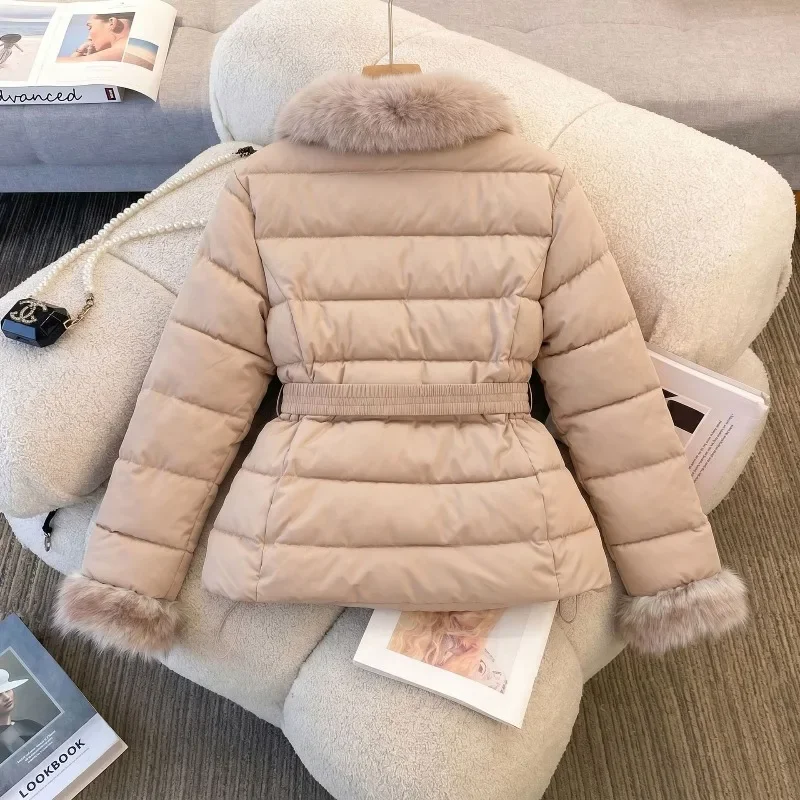 2026 New Style Fashionable Feather Collar Down Cotton Women's Short Coat. Winter Thickened Slim-fitting Cotton-padded Jacket.