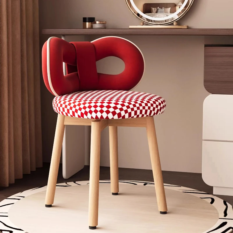 Solid Wood Makeup Stool for Bedroom Luxury Swivel Vanity Stool High-End Aesthetic Accent Chair for Girl Cute Dressing Table Seat