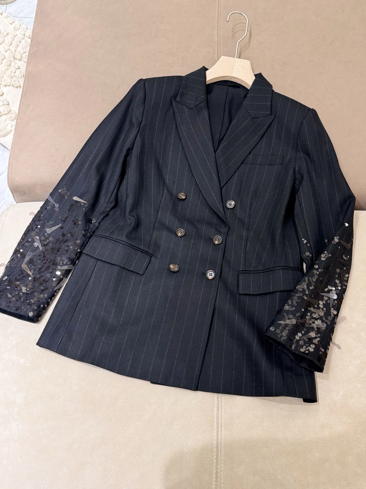 Ladies New High Quality Heavy Duty Striped Wool Suit Luxury Temperament Versatile Cuff Decoration