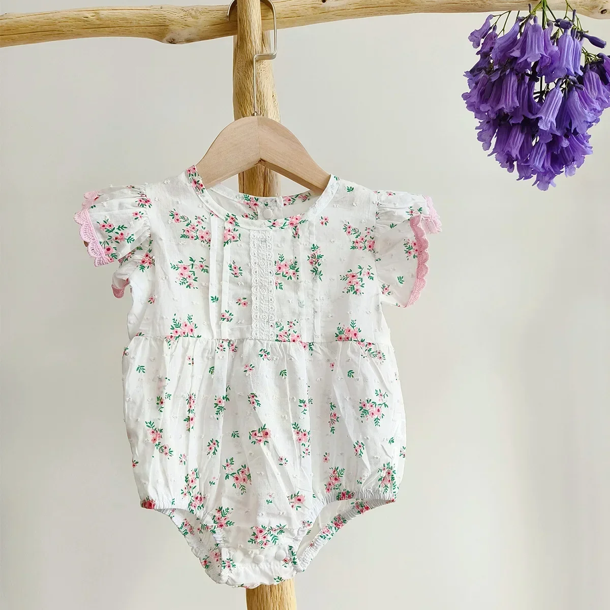 2024 Sommer Kleinkind Baby Mädchen Geburtstag Kleidung-Kinder Fliegen ärmel Blumen reine Baumwolle Bodys, Neugeborene Kleinkind Overalls 0-3y