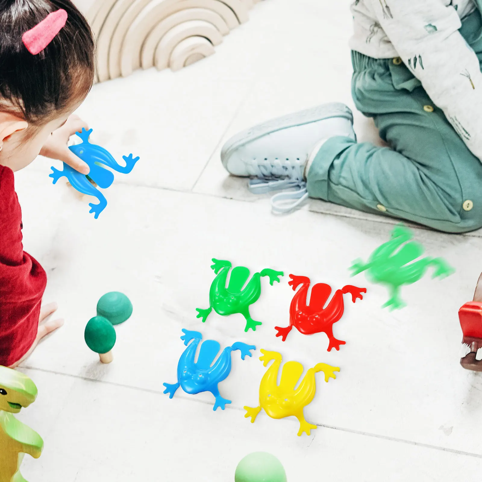 

16Pcs Jumping Frog Assorted Colors Creative Abstract Shape Indoor Outdoor Frog Toy Kids Jumping Toys