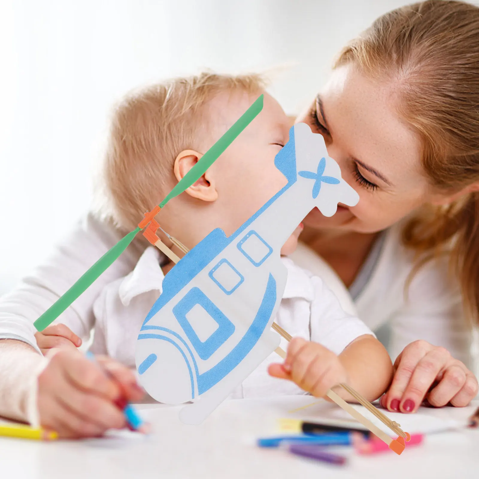 

5Pcs Creative Rubberband Powered Helicopter Flying Aircraft Educational Glider Kids Outdoor Play Weights for Canopy Legs