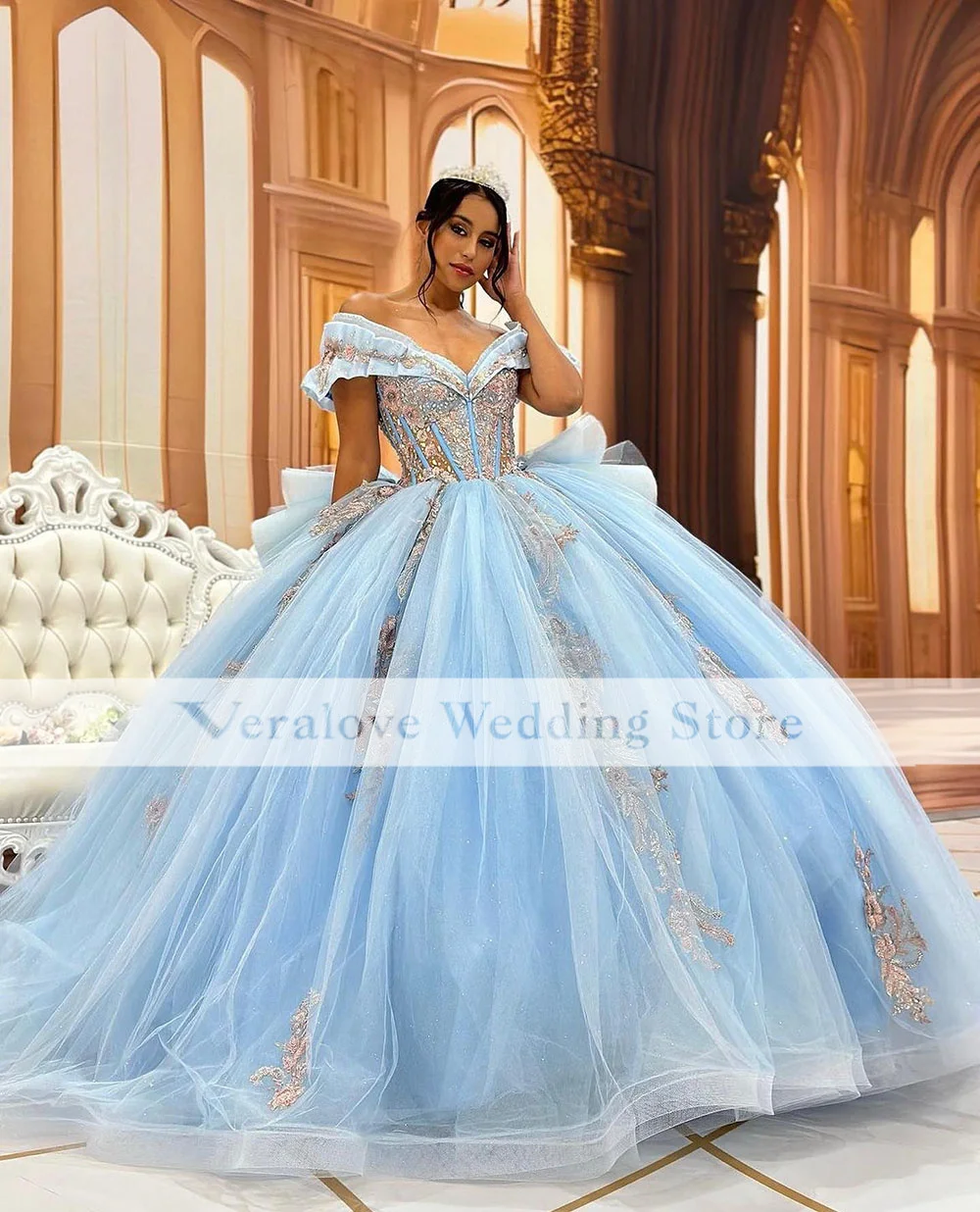 

Light Blue Quinceanera Dresses Off The Shoulder Lace Applique Sweet 16 Dress Lace-Up Appliques Vestidos De 15 Años