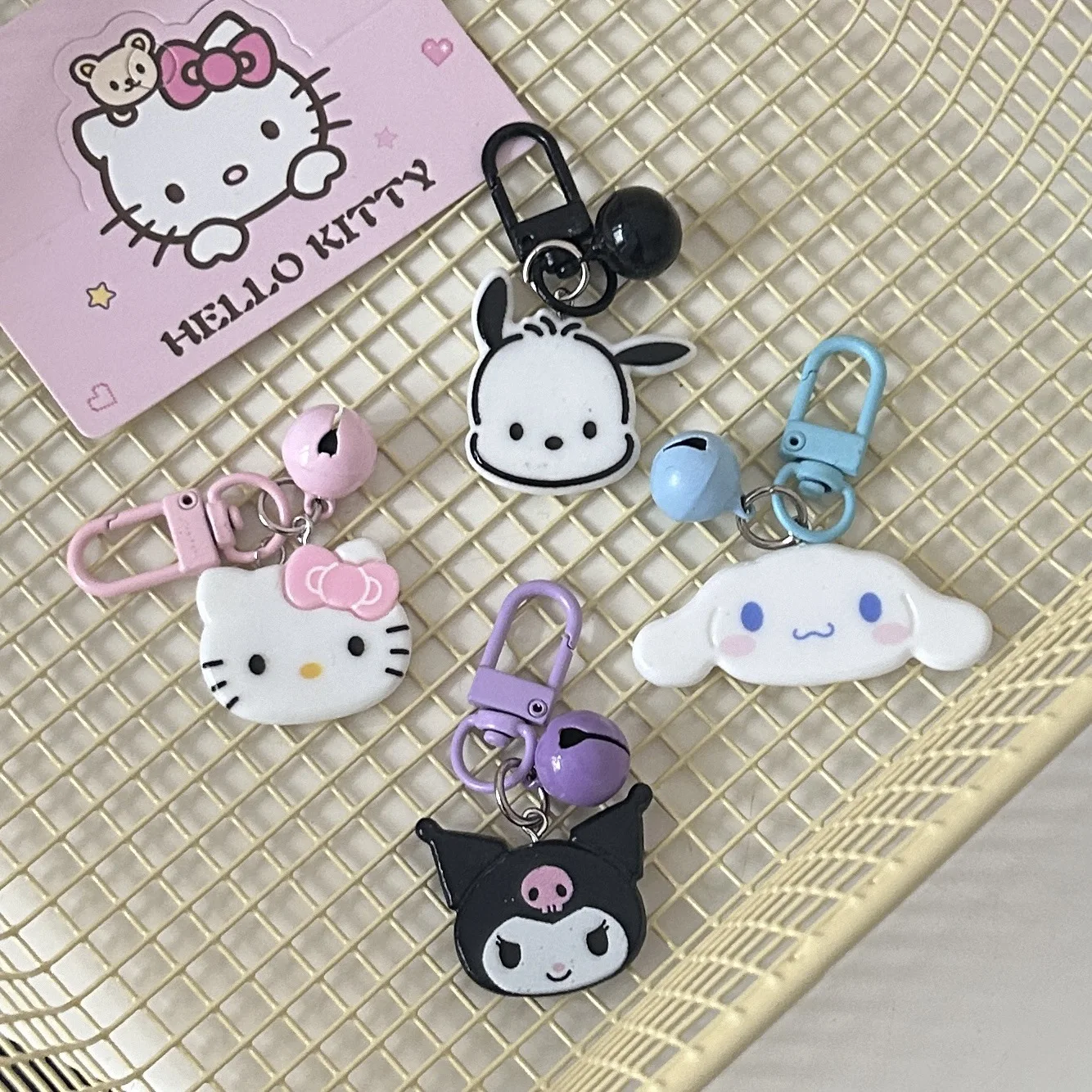 

Sanrio Hello Kitty Cartoon Keychain with Bell Cute Sweet Cinnamoroll Kuromi Pendant Couple Girlfriends School Bag Ornament Gifts